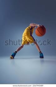 国足完败愧对现场围巾墙 张玉宁捂脸抹泪